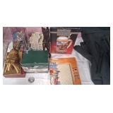 N - MIXED LOT OF COLLECTIBLES (F96)