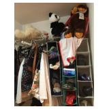 J5 - CLOSET ORGANIZER, SHOES, CLOTHING & MORE (M16
