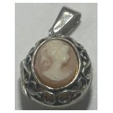 STERLING SILVER CAMEO PENDANT 2.40GRS