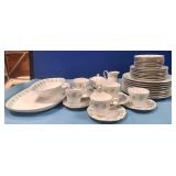 489 - 49 PCS FRANCONIA 'QUADRILLO' DISHWARE(N18)