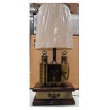 489 - VINTAGE BRASS & WOOD TABLE LAMP WITH SHADE
