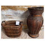 11 - LOT OF TWO WICKER BASKETS (C521)
