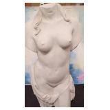 11 - WOMAN'S TORSO SCULPTURE 24'T (H153)