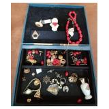 11 - MIXED LOT OF COSTUME JEWELRY (L105)