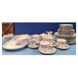 489 - 49 PCS FRANCONIA 'QUADRILLO' DISHWARE(N18)