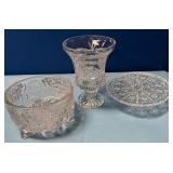 488 - CRYSTAL VASE, FOOTED BOWL & PLATTER (D208)