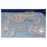 489 - MXED PIECES GLASS SERVEWARE (N51)