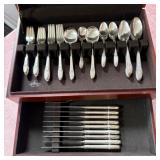 488 - FIFTY-TWO PIECE FLATWARE SET (M9)
