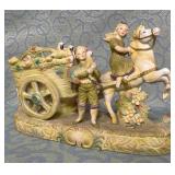 488 - DECORATIVE PORCELAIN FIGURINE (M70)