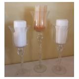 J - SET OF THREE CANDLEHOLDERS WITH CANDLES (L86)