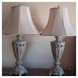 J - PAIR OF MATCHING TABLE LAMPS (M10)