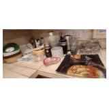 J - SMALL APPLIANCES, BOWLS, APPETIZER PLATES (K29