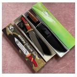 N - LOT OF COLLECTIBLE KNIVES (F89)
