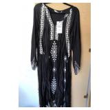N1 - ZARA EMBROIDERED DRESS NEW WITH TAG (G34)