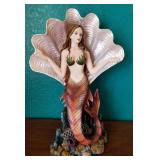 N1 - MERMAID WONDERS OF THE WORLD FIGURINE (L30)