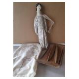 N1 - VINTAGE DOLL & COLLECTIBLES (K185)