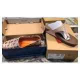 S2 - TWO PAIR OF SHOES SIZES 9 & 10 (M76)