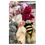 S2 - LOT OF TY COLLECTIBLE BEARS (M135)