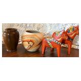 S2 - FOLK ART HORSES & TWO VASES (L94)