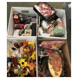 S2 - LOT OF FALL & HOLIDAY DECORATIONS (M133)