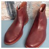 K - PAIR OF BOOTS SIZE 12 (P175)