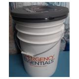 K - EMERGENCY PORTABLE TOILET & SEAT(P12)