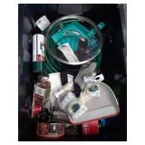 K - MIXED LOT OF HOUSEHOLD ITEMS (P195)