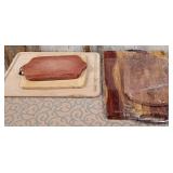 K - LOT OF CUTTING BOARDS (S163)