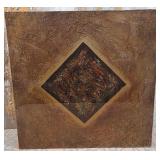 K - ONE PIECE OF WALL DECOR 20"SQ (S123)