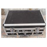 K - METAL JEWELRY DISPLAY CASE (S38)