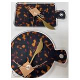 43 - TORTOISESHELL SERVING BOARD SPREADER SET