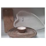 43 - DECORATIVE WOOD SERVING TRAY SET