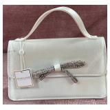 43 - WHITE SATIN CLUTCH WITH BOW (W31)