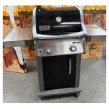 11 - WEBER SPIRIT GAS GRILL BARBECUE