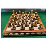 11 - CHESS SET (M126)