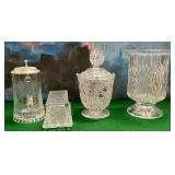 11 - LOT OF CRYSTAL COLLECTIBLES (M100)