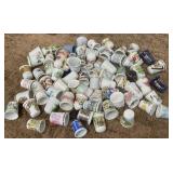483 - LARGE COLLECTIBLE THIMBLE LOT