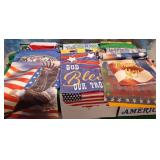 11 - LOT OF DECORATIVE YARD FLAGS/BANNERS (M88)