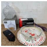 483 - VINTAGE HOUSEWARES AND CAMERA FLASH