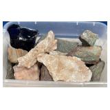 N - LOT OF COLLECTIBLE ROCKS (G25)