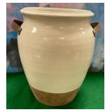 11 - PROVENCIAL-STYLE POTTERY POT (M120)