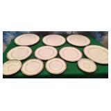 11 - LOT OF ELEVEN PLATES & SAUCERS (M85)