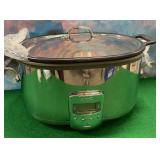 11 - ALL-CLAD SLOW COOKER (M117)