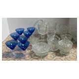 N - MIXED LOT OF VINTAGE GLASSWARE (G39)