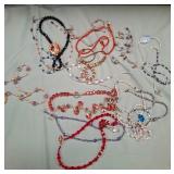 11 - MIXED LOT OF COSTUME JEWELRY (M202)