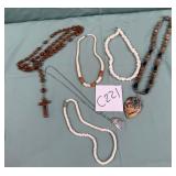 11 - ROSARY & MIXED LOT OF NECKLACES (C221)