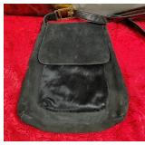 357 - LEATHER CROSS BODY BAG (B67)