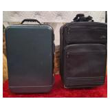 11 - LOT OF TWO SUITCASES