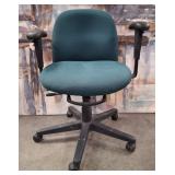 11 - HOME OFFICE DESK CHAIR