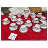 11 - JAPANESE PORCELAIN MORIAGE DRAGON TEA SET